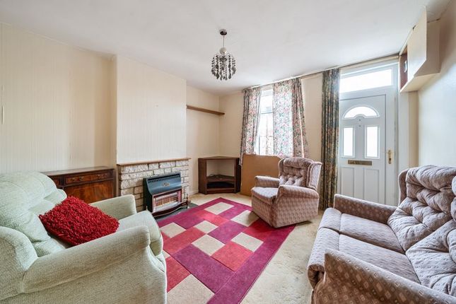 End terrace house for sale in Upper Grove Road, Alton