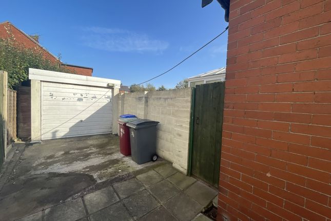 Bungalow for sale in Collins Avenue, Bispham