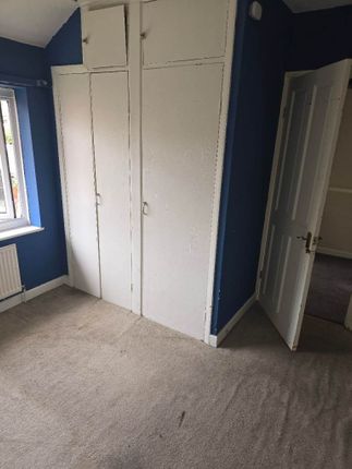 Manfield Close, Slough photo 5