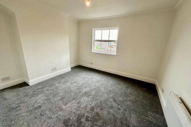 Flat for sale in Warwick Street, Rugby