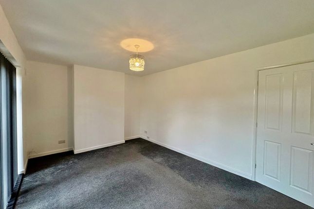 115a, Cot Lane, Kingswinford photo 3