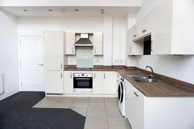 Thumbnail Town house for sale in Wheatsheaf Court, Knighton, Leicester