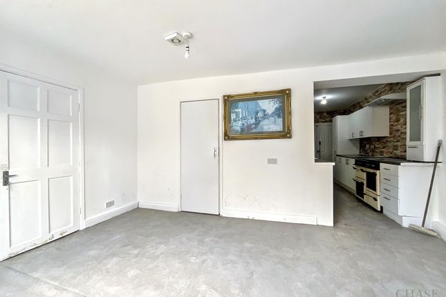 192 Ashley Road, South Shields photo 4