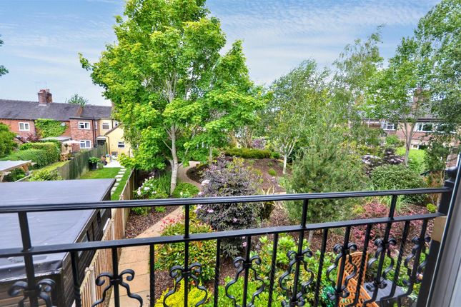 9, Derrington Place Oulton Road, Stone photo 4