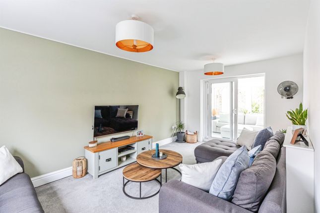 9, Dairy Way, Wellingborough photo 3