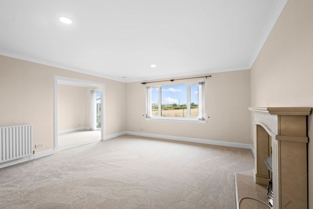 15a Pardovan Holdings, Linlithgow photo 5