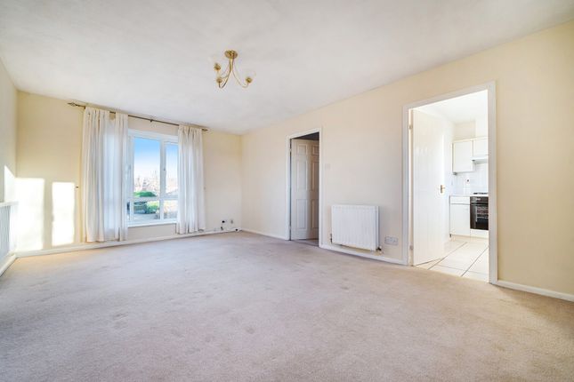 121, Long Croft, Bristol photo 2