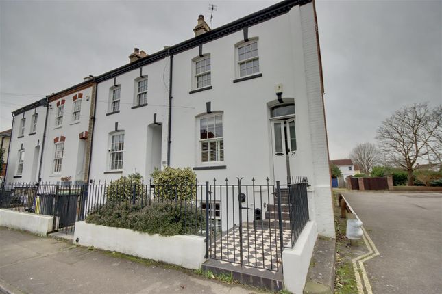 Molesworth Road, Gosport, Hampshire PO12, 3 bedroom semi-detached house ...