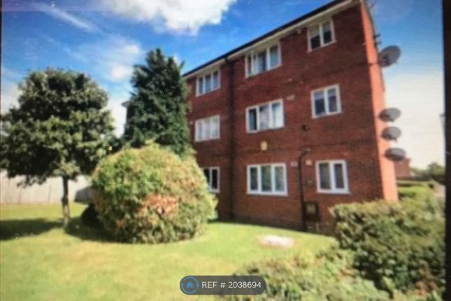 Thumbnail Flat to rent in Ranyard Close, Chessington
