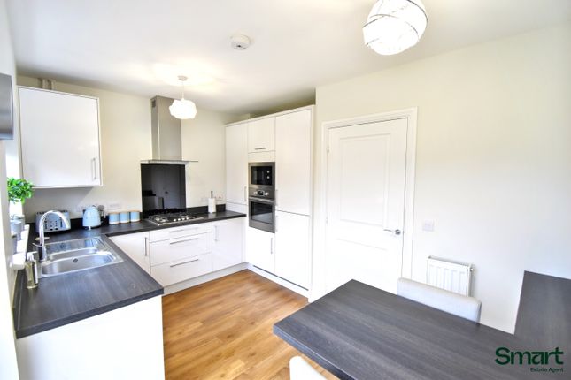 4, Bardon Walk, Exeter photo 4