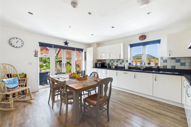 36, Beadon Way, Woodbridge photo 3