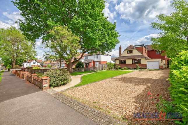 Thumbnail Detached house for sale in Park Way, Shenfield, Brentwood