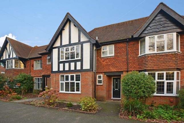 Thumbnail Terraced house to rent in Chesham Road, Amersham