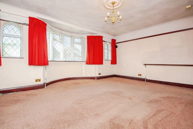 14, Carlton Road, Essex photo 2