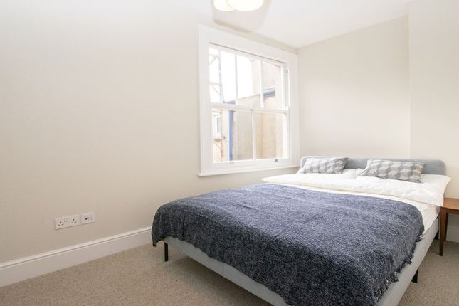 Flat 4, 70, Marlborough Hill, Harrow photo 4