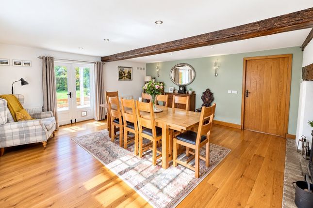 Griffin House, Ashford photo 3