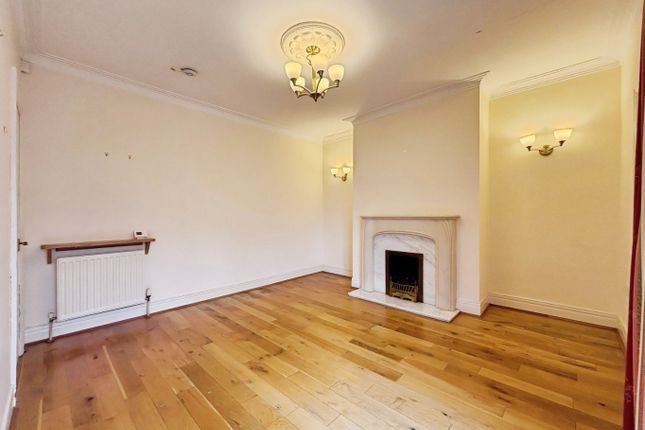 18 Cleaside Avenue, South Shields, Tyne and Wear photo 4
