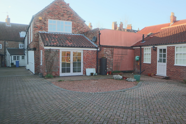 Thumbnail Terraced house to rent in North Bar Without, Beverley