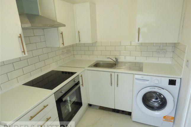 135, Baguley Crescent, Manchester photo 4