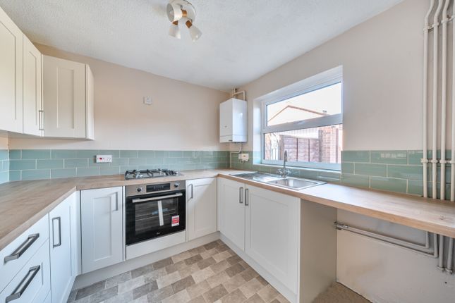5, Bramblewood Close, Grantham photo 2