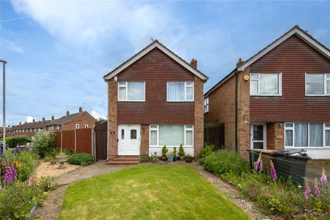 Thumbnail Detached house for sale in Hallwicks Road, Luton, Bedfordshire