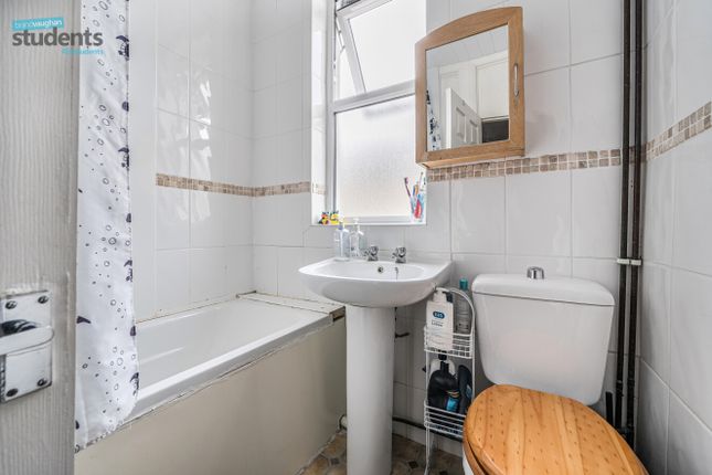 5Def11B8-Fccc-477...