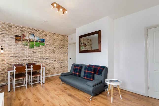 3, Tuke Avenue, North Yorkshire photo 2