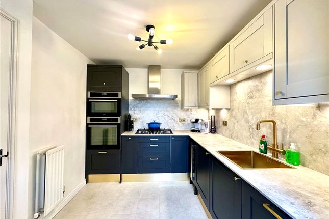 45, Winterbourne Road, Swindon photo 4