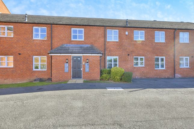 8, Peter Crisp Way, RUSHDEN photo 2