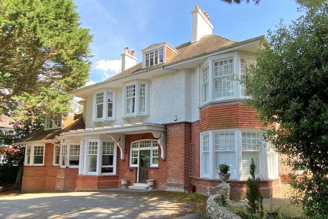 Flat for sale in West Overcliff Drive, Bournemouth