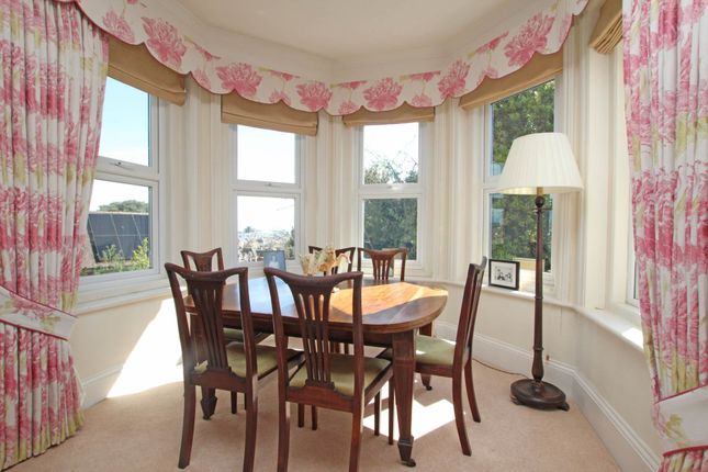 Flat 2, Granville Road, Eastbourne photo 4