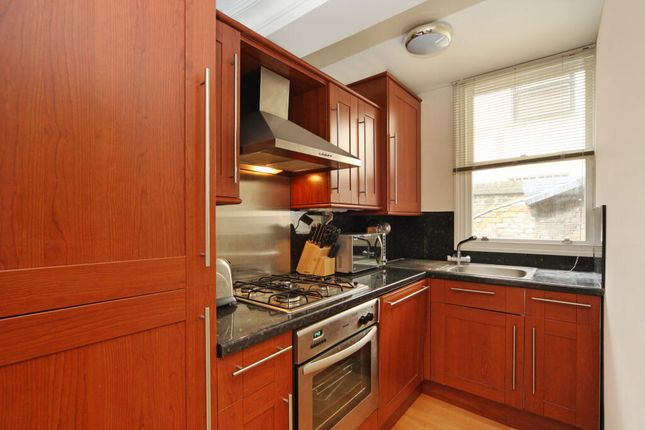 Flat 4, London photo 4