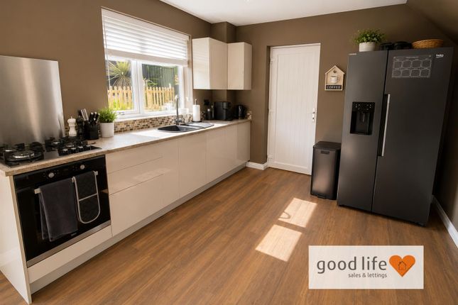 10, Meltham Drive, Sunderland photo 2