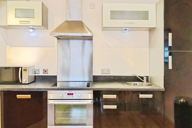 111, Gateway South, Leeds photo 3