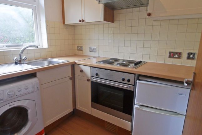 44, Gorringes Brook, Horsham photo 3