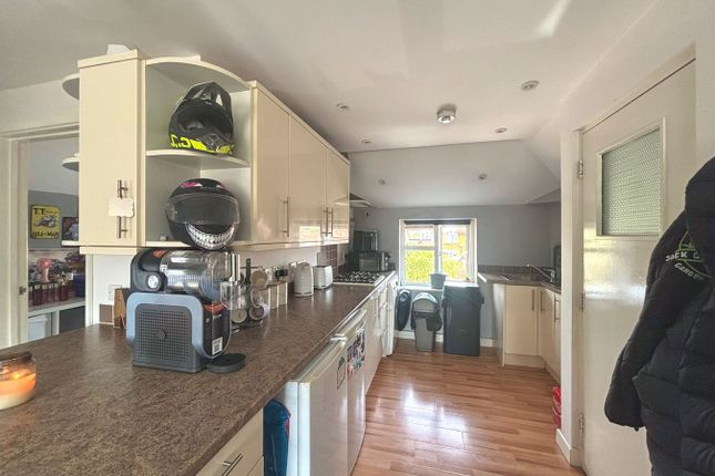 6, Bays Hill, Berkeley photo 4