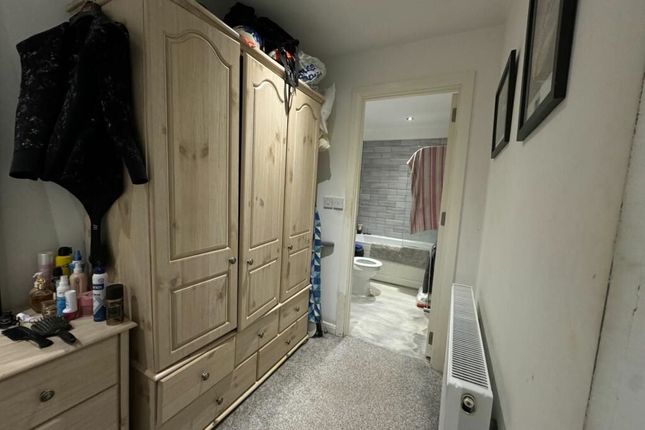 Apartment 7 The Sorting Office, 42 West Cliff, Preston, Lancashire, PR1 8HU photo 5