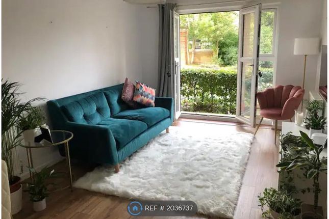 Thumbnail Flat to rent in Carfax House, London