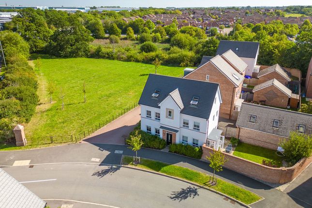 4-bed detached on 42 Nightingale Avenue, Warwick, £515,000