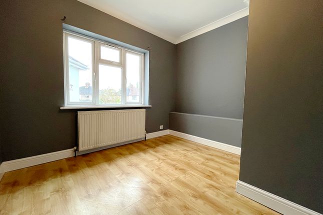 Semi-detached house to rent in Westgate Crescent, Slough
