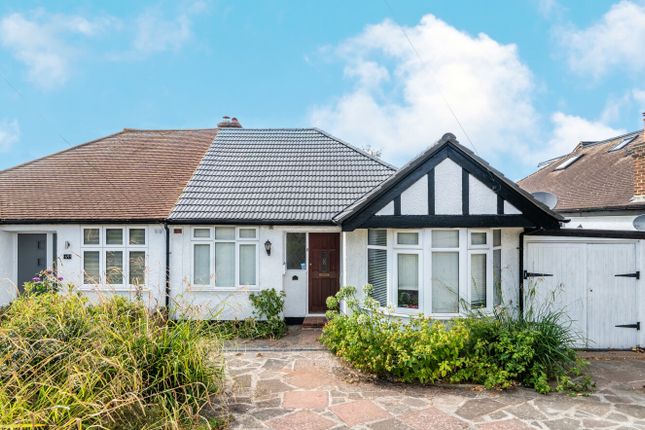 3-bed house on 71, Oxhawth Crescent, Bromley, £585,000