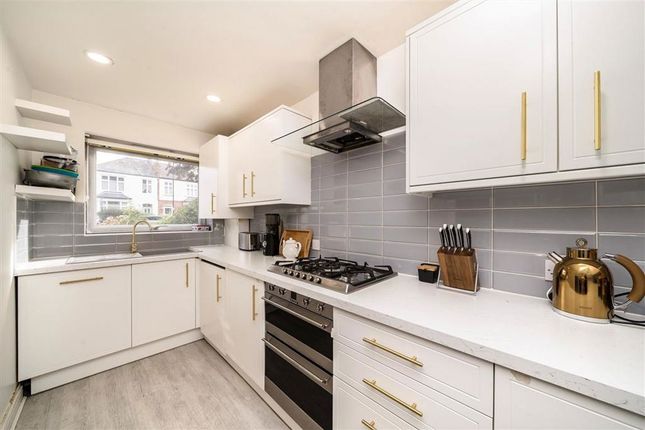 1 Kimberley Terrace, 228  A Half, Manor Lane, London photo 3