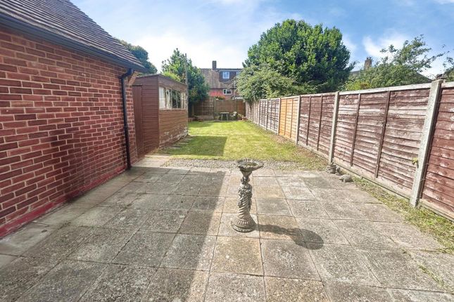 41, Manor Road, West Sussex photo 4