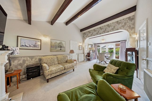 12, Brackenside, Stockport photo 4
