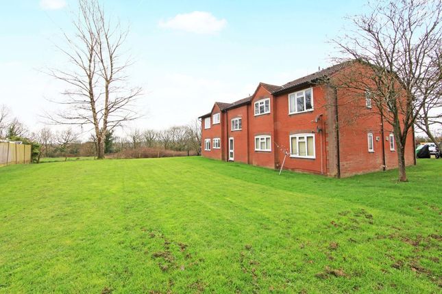 1-bed flat on 37, Birbeck Drive, Telford, £75,000