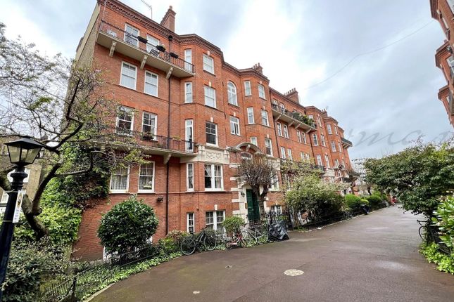 Thumbnail Flat to rent in Kensington Hall Gardens, West Kensington