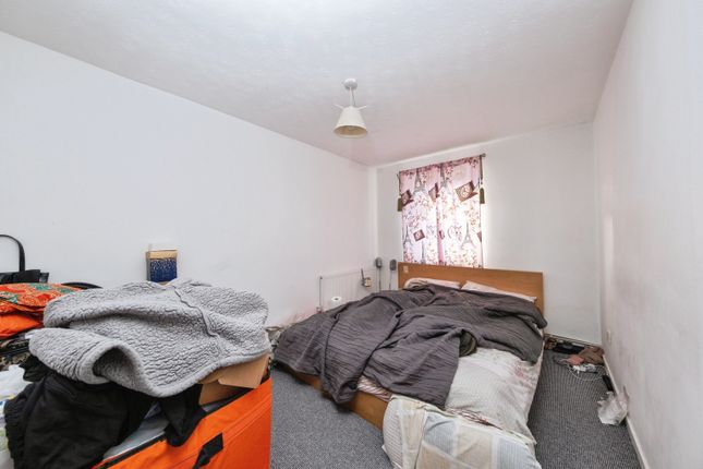 20, Jennings, Milton Keynes photo 3