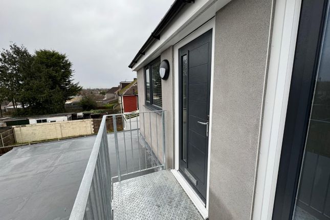Flat D, 102-104, Rodway Road, Bristol photo 2