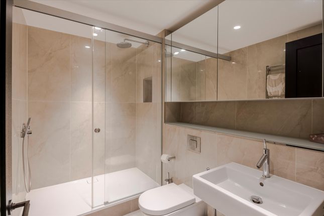 Flat for sale in Curzon Square, Mayfair, London