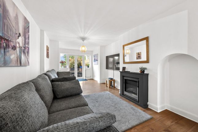Beverley Way, Raynes Park photo 2